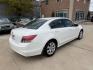 2008 White /Beige Honda Accord EX Sedan AT (1HGCP26798A) with an 2.4L L4 DOHC 16V engine, 5A OD transmission, located at 1501 West 15th St., Houston, 77008, (713) 869-2925, 29.797941, -95.411789- Photo#5