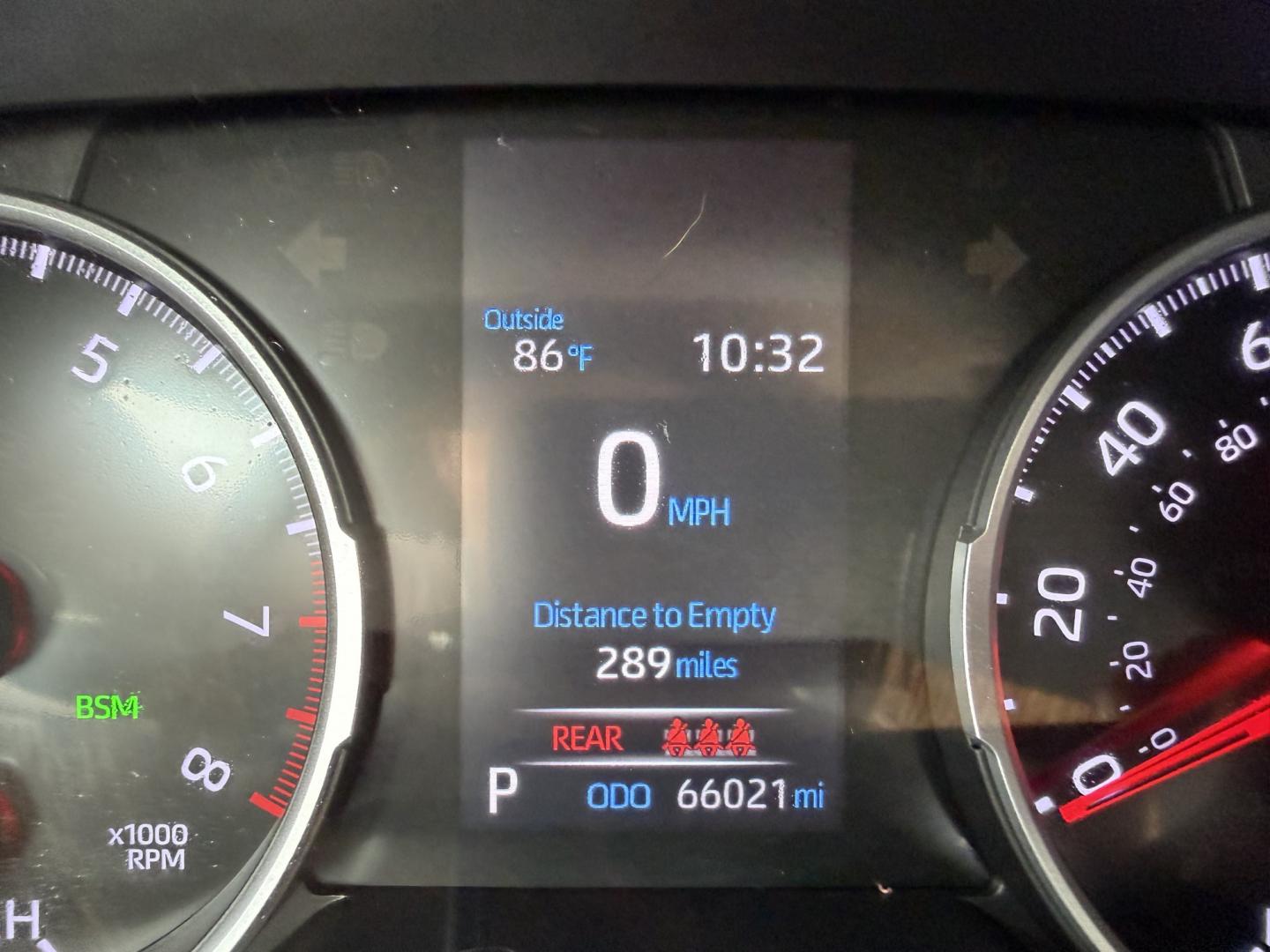 2021 White /Gray Toyota RAV4 XLE AWD (2T3P1RFVXMC) with an 2.5L L4 DOHC 16V engine, 8A transmission, located at 1501 West 15th St., Houston, 77008, (713) 869-2925, 29.797941, -95.411789- Photo#11
