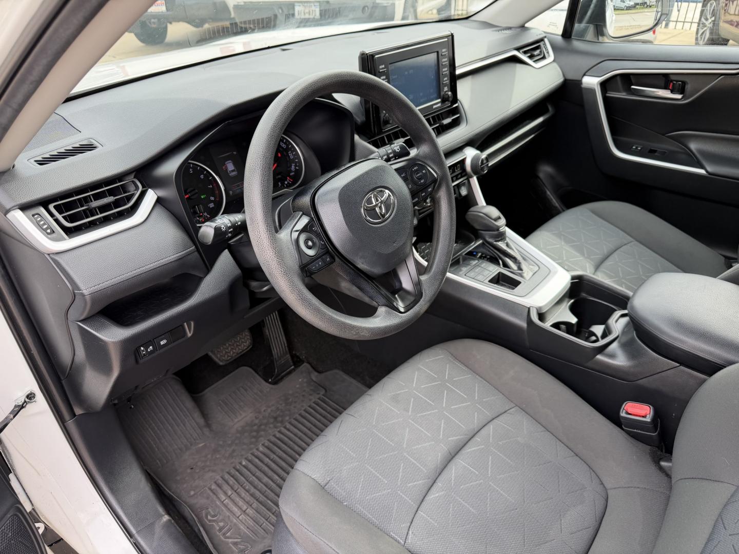 2021 White /Gray Toyota RAV4 XLE AWD (2T3P1RFVXMC) with an 2.5L L4 DOHC 16V engine, 8A transmission, located at 1501 West 15th St., Houston, 77008, (713) 869-2925, 29.797941, -95.411789- Photo#13