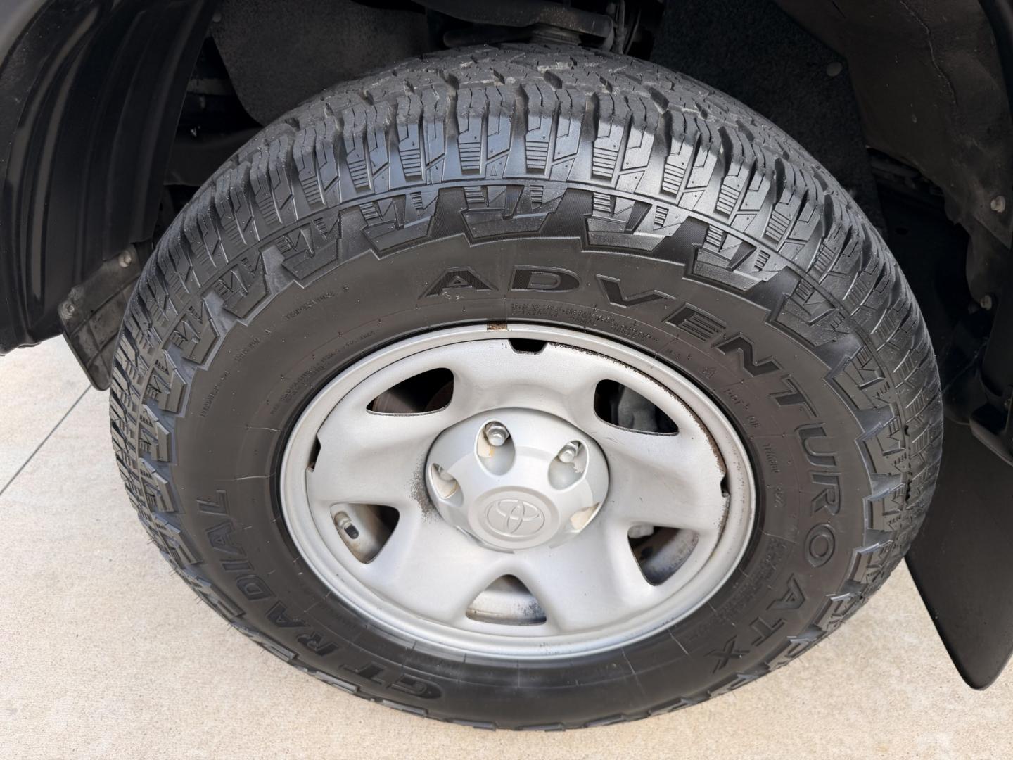 2013 Gray /Silver Toyota Tacoma PreRunner Double Cab Auto 2WD (5TFJX4GN7DX) with an 2.7L L4 DOHC 16V engine, 5-Speed Automatic transmission, located at 1501 West 15th St., Houston, 77008, (713) 869-2925, 29.797941, -95.411789- Photo#18