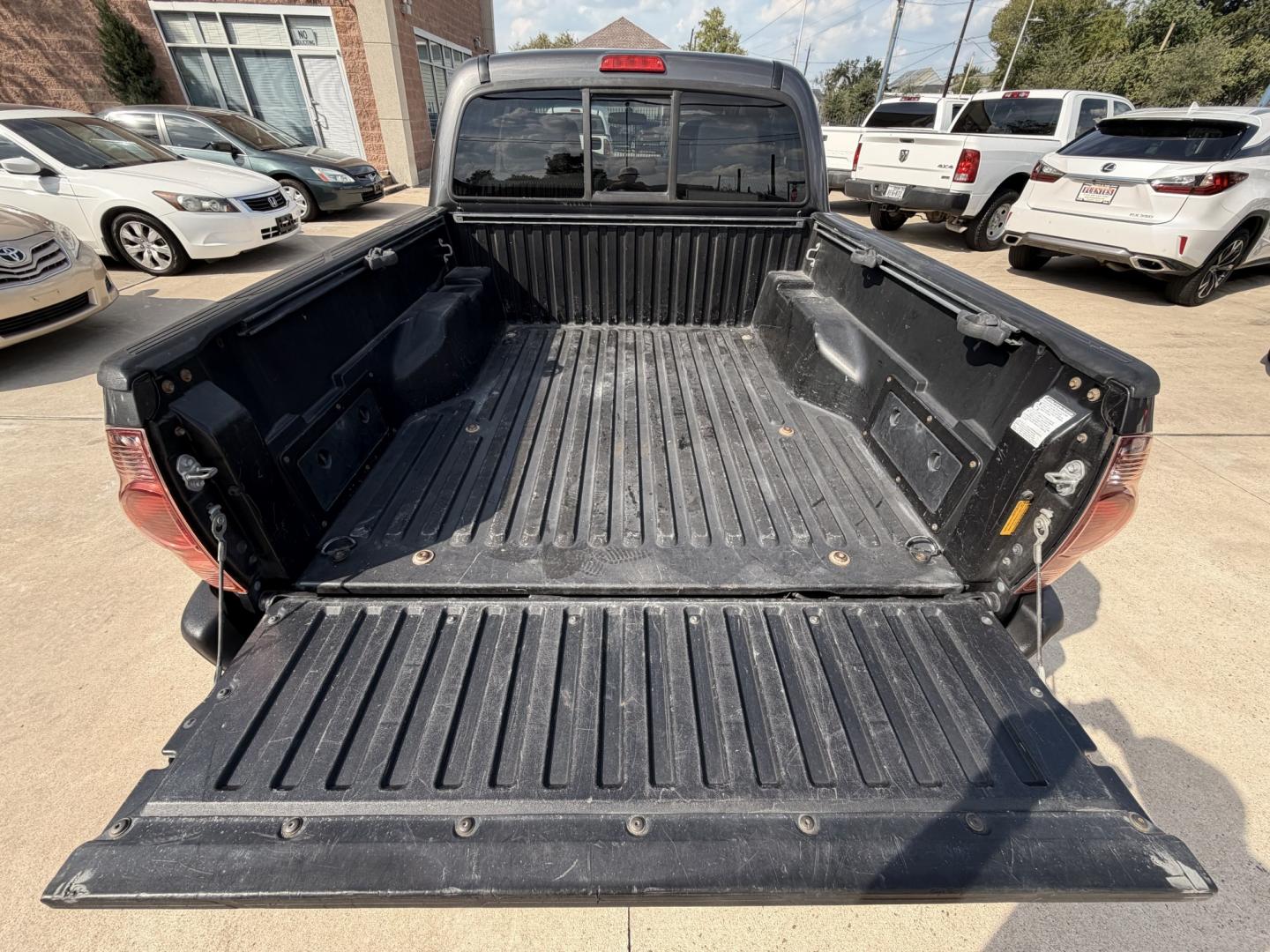 2013 Gray /Silver Toyota Tacoma PreRunner Double Cab Auto 2WD (5TFJX4GN7DX) with an 2.7L L4 DOHC 16V engine, 5-Speed Automatic transmission, located at 1501 West 15th St., Houston, 77008, (713) 869-2925, 29.797941, -95.411789- Photo#16
