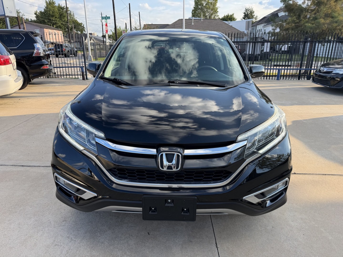 2016 Black /Black Honda CR-V EX 2WD (2HKRM3H5XGH) with an 2.4L L4 DOHC 16V engine, CVT transmission, located at 1501 West 15th St., Houston, 77008, (713) 869-2925, 29.797941, -95.411789- Photo#3