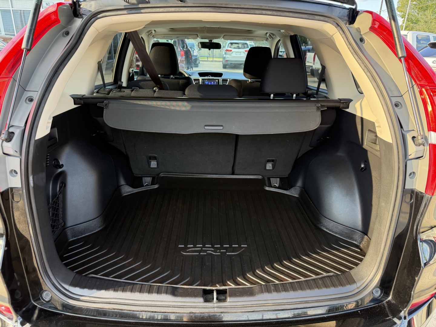 2016 Black /Black Honda CR-V EX 2WD (2HKRM3H5XGH) with an 2.4L L4 DOHC 16V engine, CVT transmission, located at 1501 West 15th St., Houston, 77008, (713) 869-2925, 29.797941, -95.411789- Photo#6