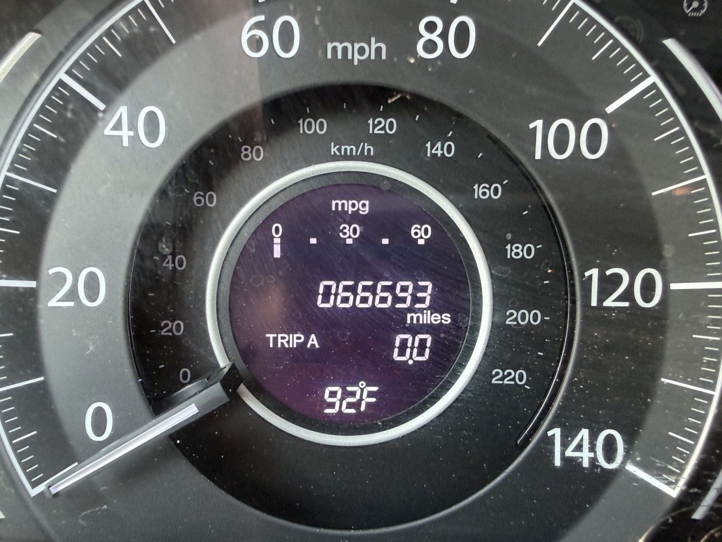 2016 Black /Black Honda CR-V EX 2WD (2HKRM3H5XGH) with an 2.4L L4 DOHC 16V engine, CVT transmission, located at 1501 West 15th St., Houston, 77008, (713) 869-2925, 29.797941, -95.411789- Photo#11